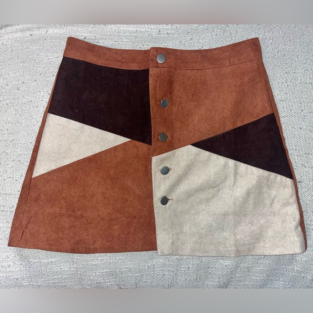 Medium Kinnucans Geometric Skirt With Buttons